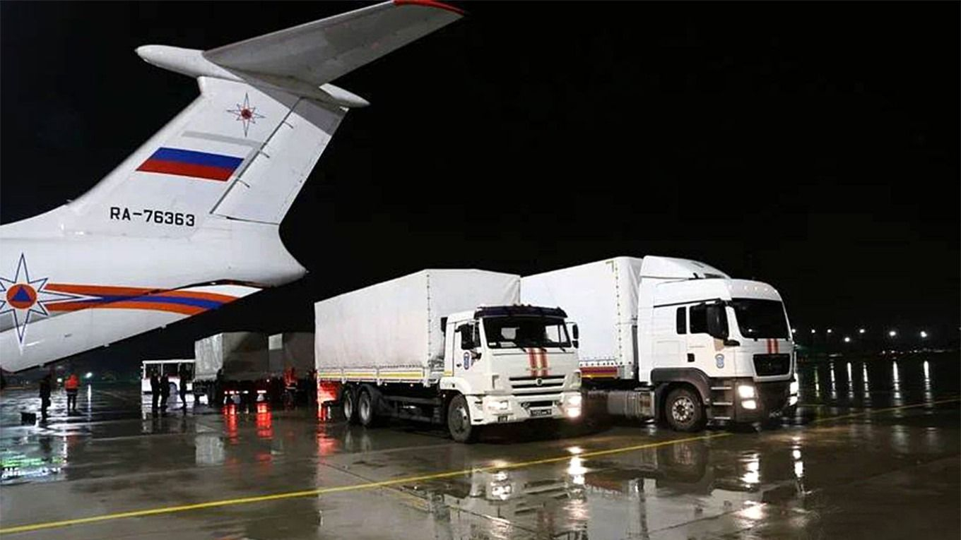 Rusia trimite 13 tone de medicamente în Iran
