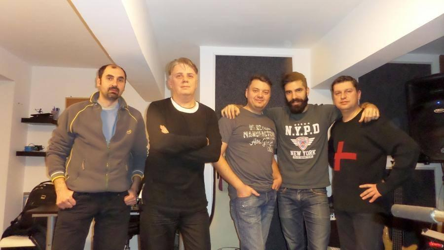 Dacă e vineri, e Mad Grooves