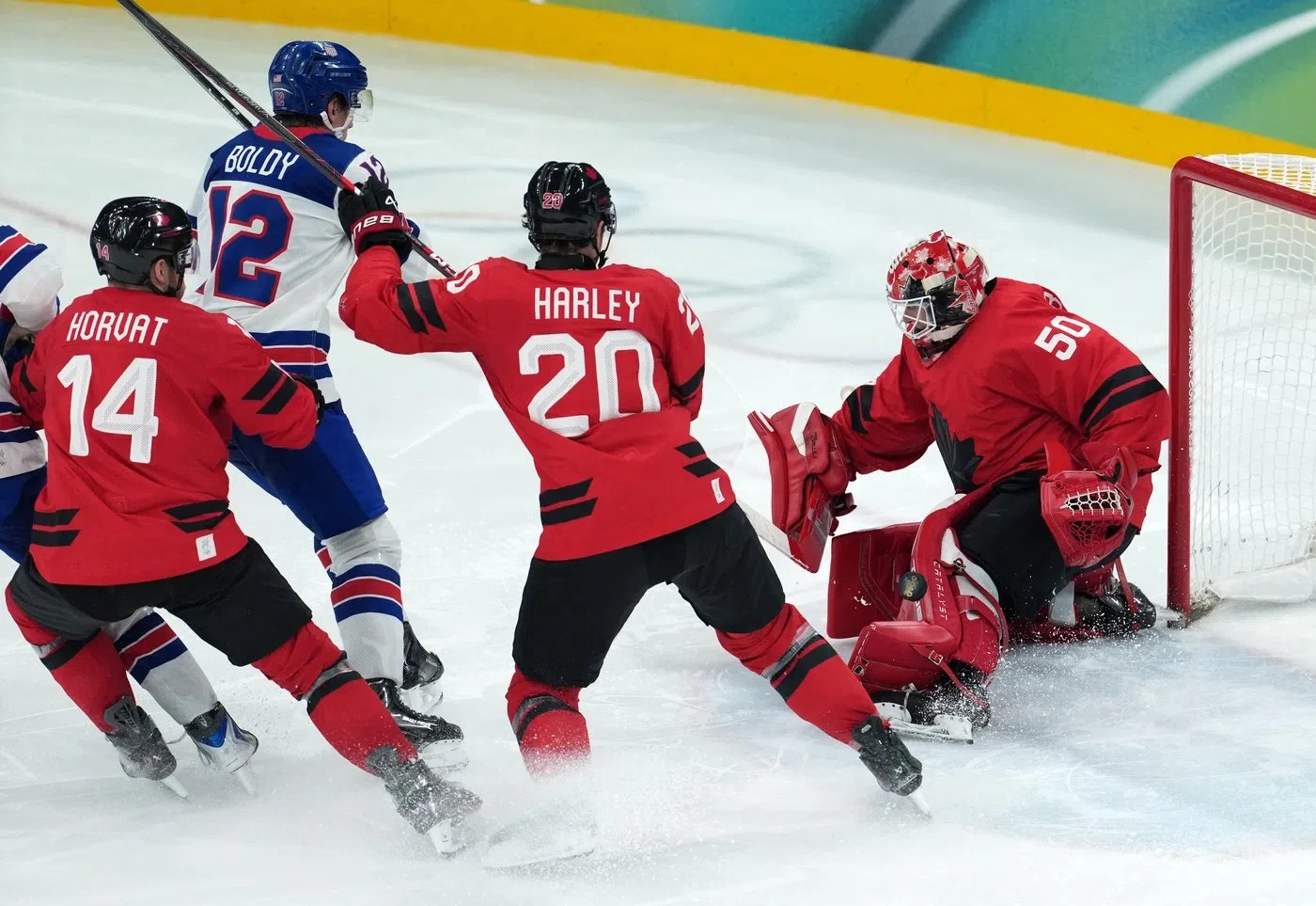 Iritare după finala olimpică SUA - Canada