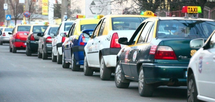 Un taxi, vă rog, nu un dric rablagit!
