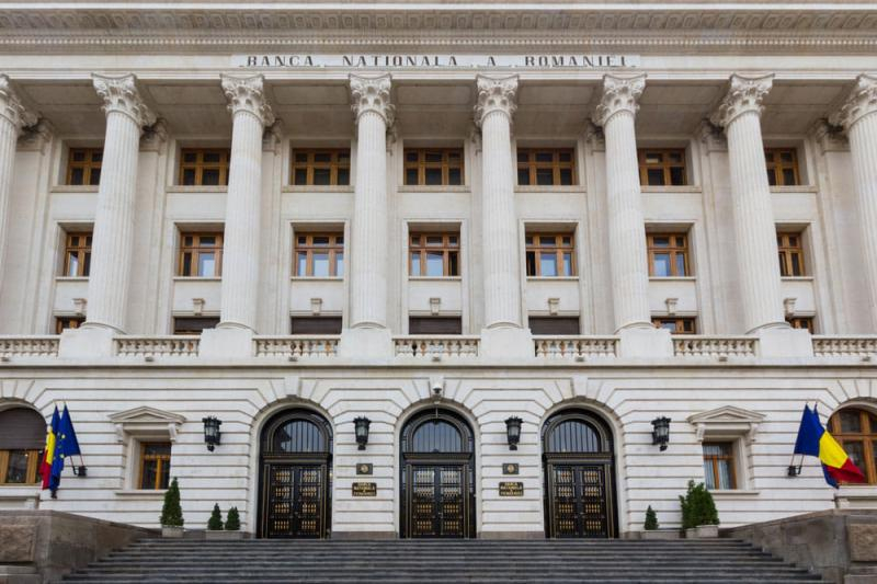 BNR mizează pe stabilitatea cursului
