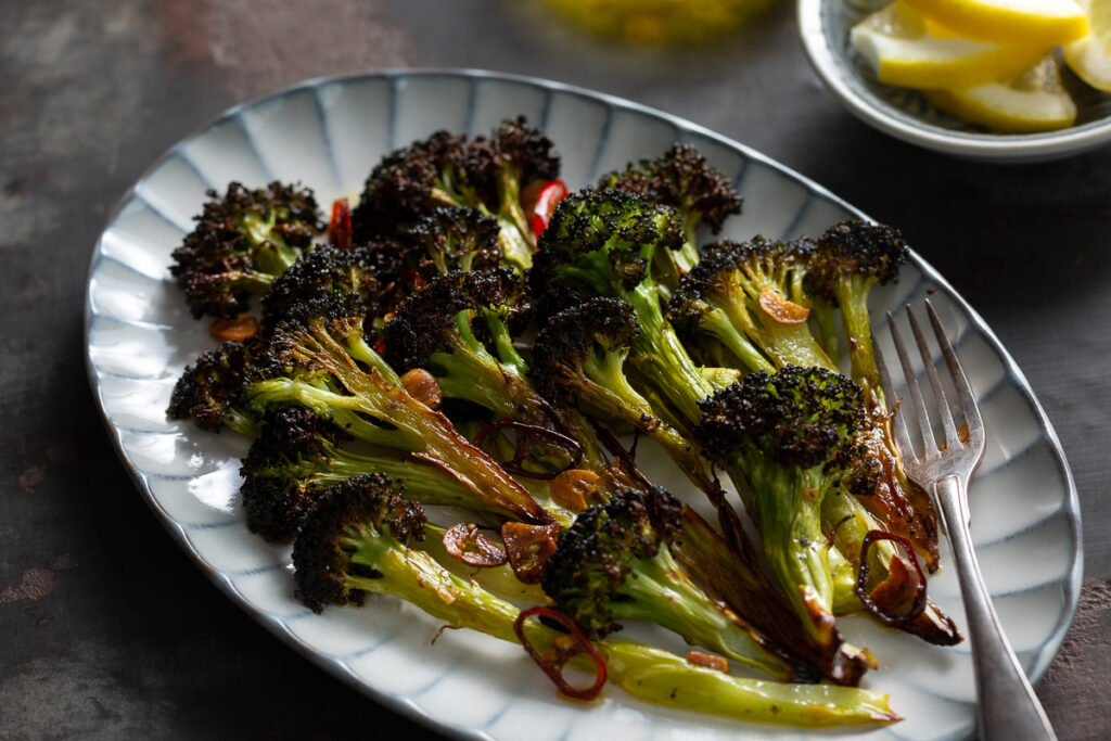 Broccoli la cuptor cu usturoi