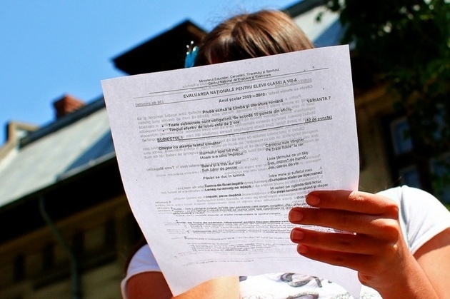 „Viaţa liberă” te ajută la evaluarea naţională: Rezolvarea subiectului model la matematică 