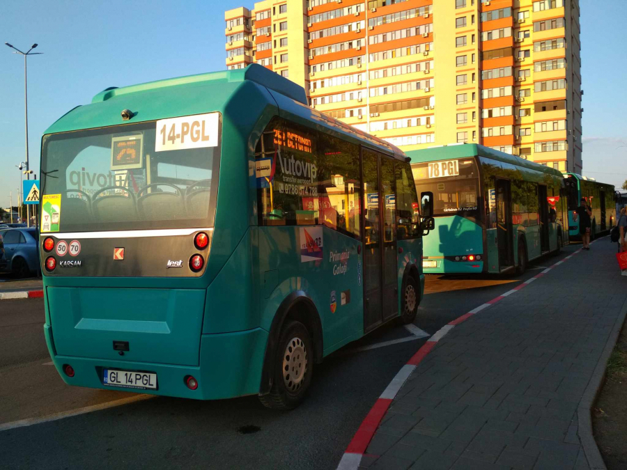 Stația Transurb de la mall, relocată