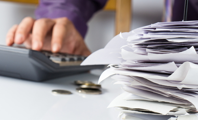 Deficit de 80 miliarde de lei