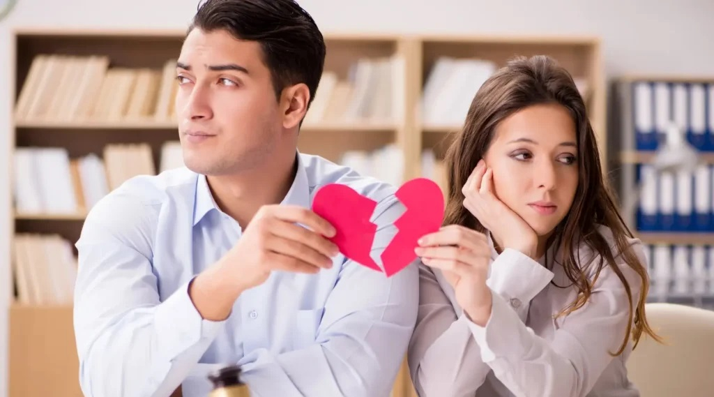 Două divorțuri la fiecare trei căsătorii, la Galați
