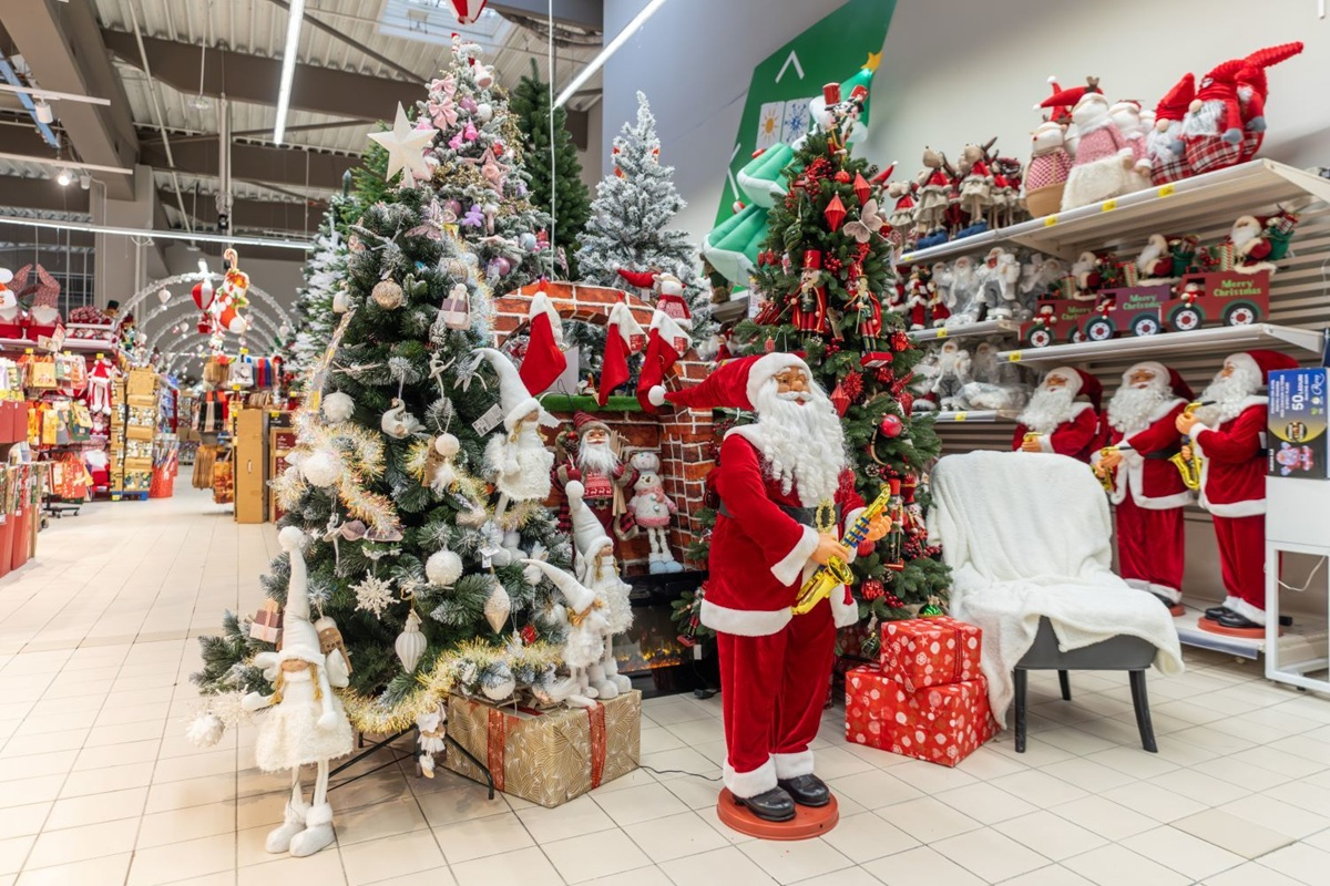 Programul de sărbători al magazinelor și piețelor gălățene