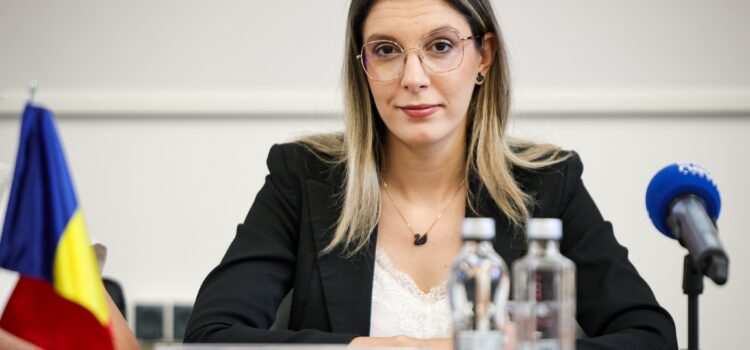 PSD cere demiterea Dianei Buzoianu de la şefia Ministerului Mediului