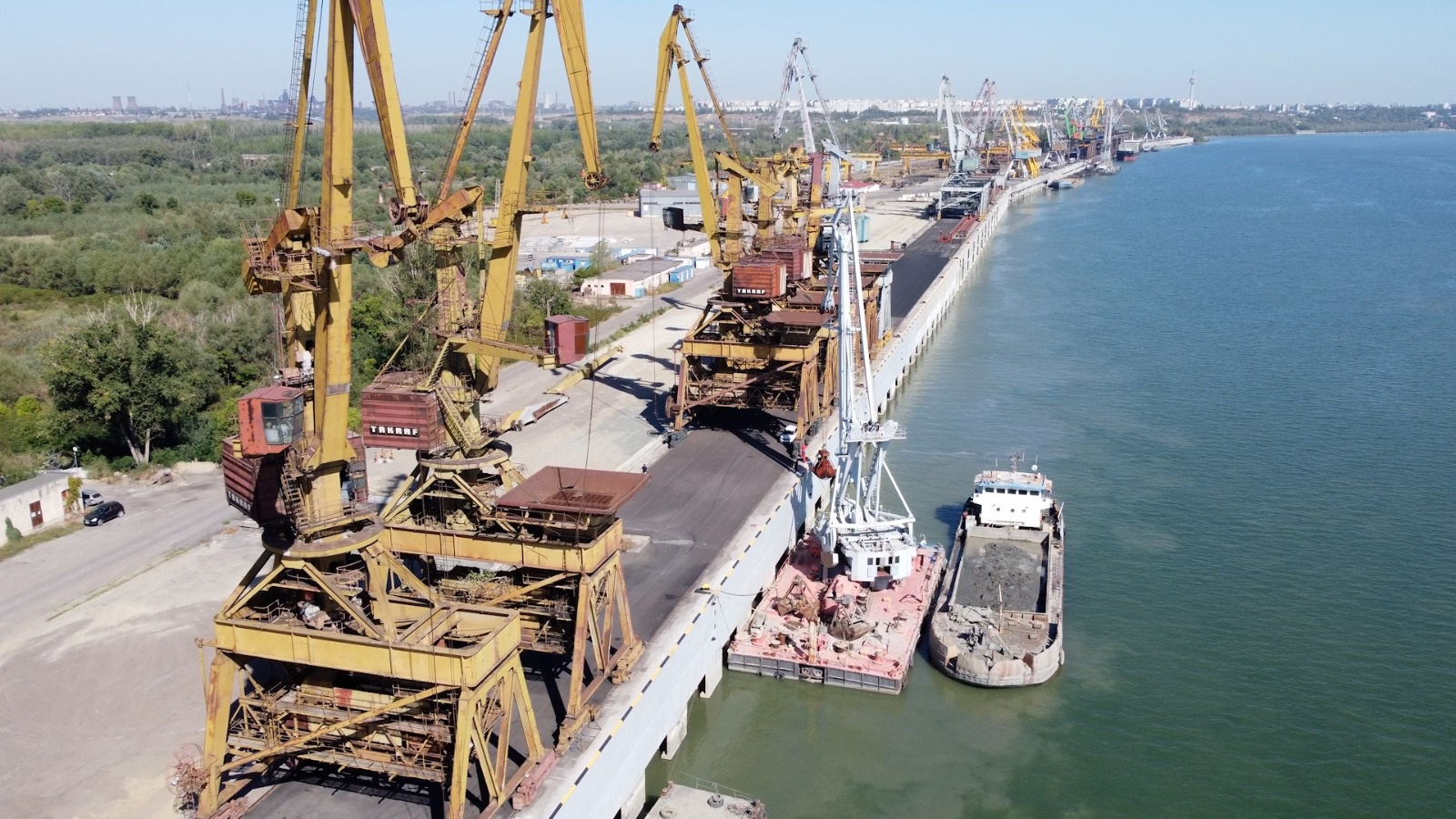 Port gălăţean modernizat, așteptăm clienți. Investiţii de 218 milioane de lei