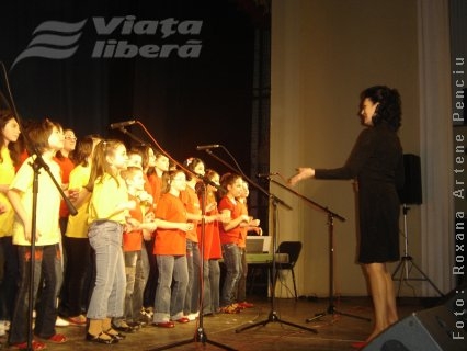 Allegria merge la şcoală