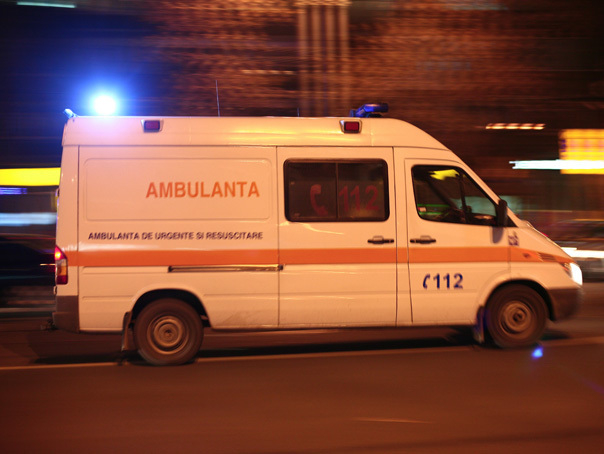Femeie rănită într-un accident rutier