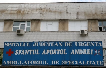 O tânără gravidă, în pragul sinuciderii  
