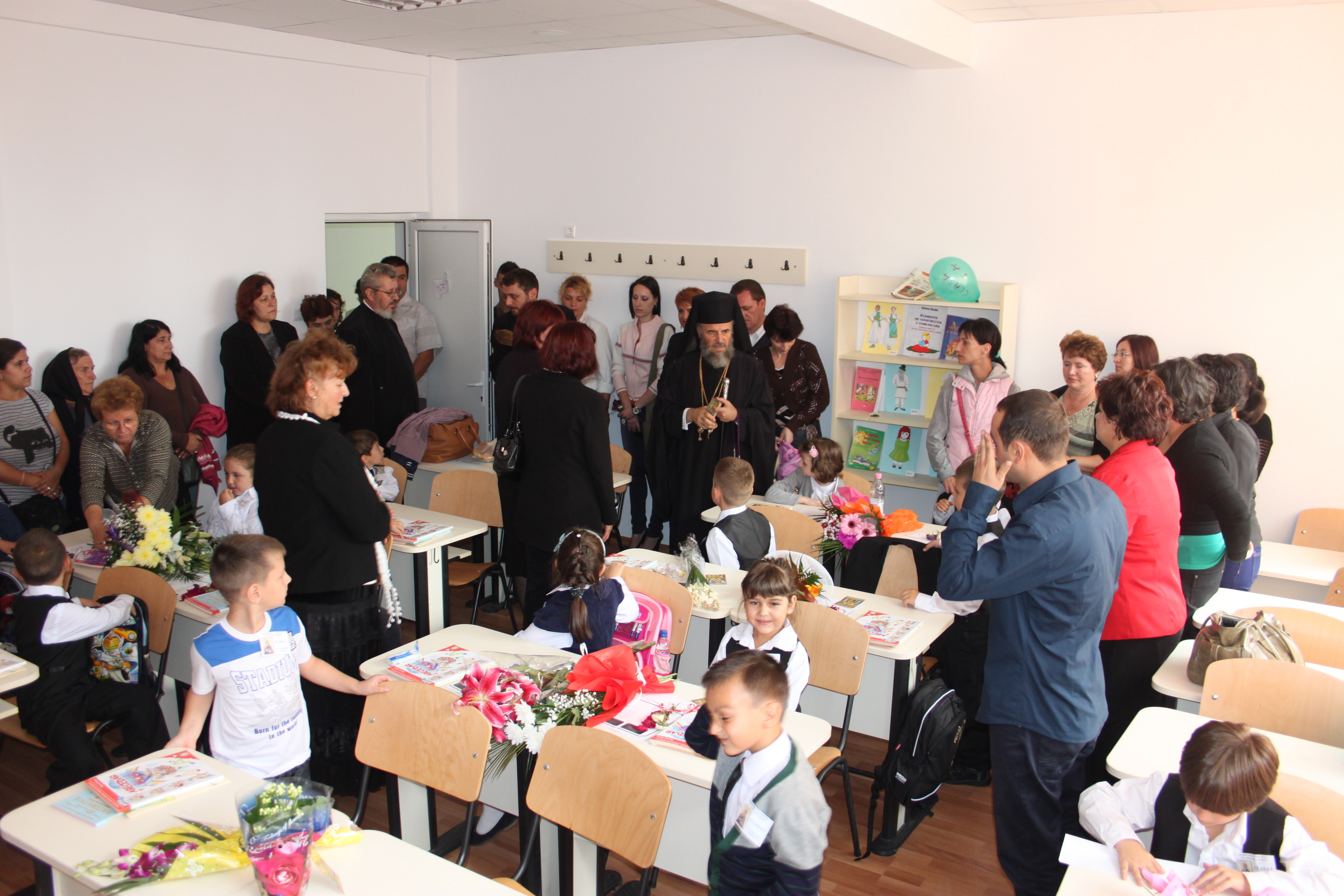 Seminarul Teologic Galaţi şi-a deschis porţile! În premieră, clasa întâi cu "after school"