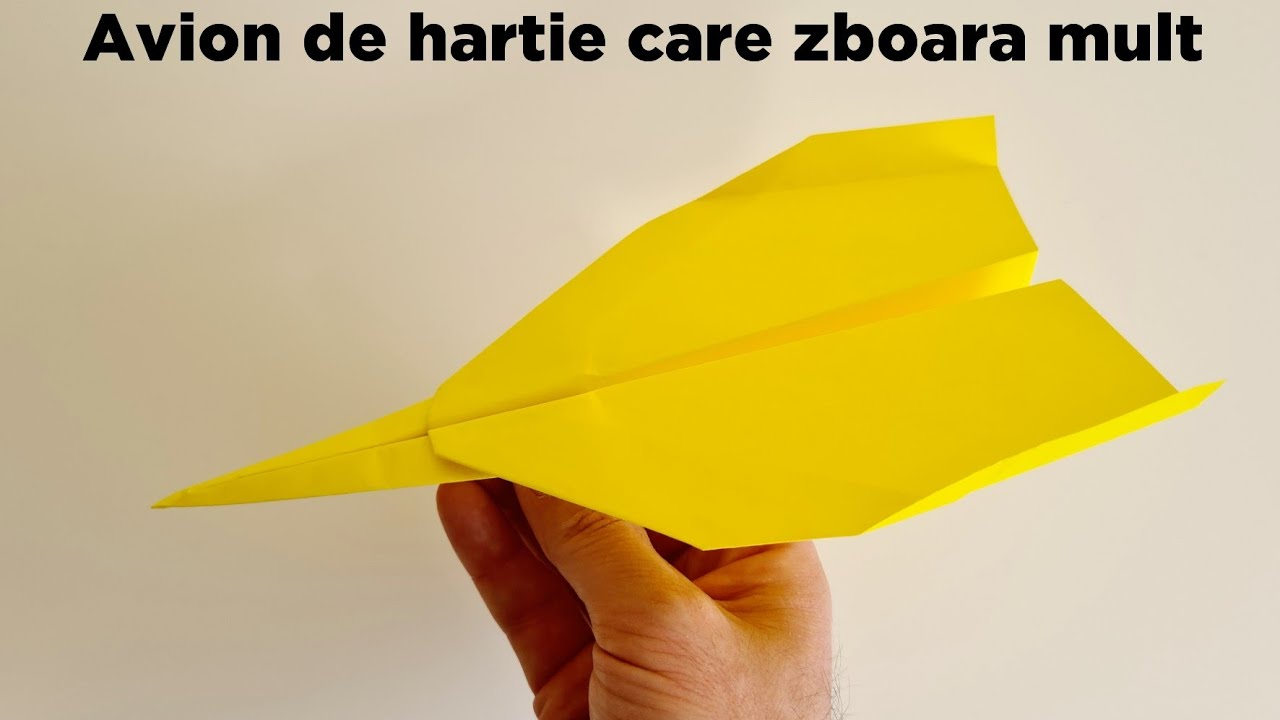 Karaokii care nu se văd se uită după avioane