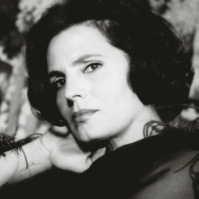 Remember. Amália Rodrigues, „regina fadoului”