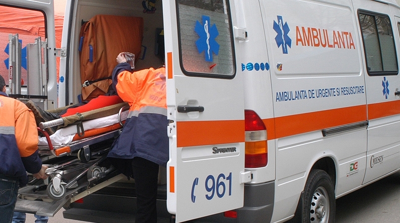 Grav accident rutier pe DJ 251 produs de un şofer fără permis!
