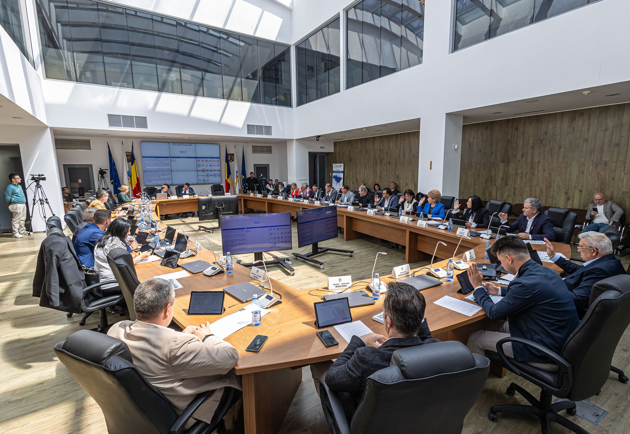 Impozitele cresc, gălățenii plătesc. Indexare votată de aleșii locali
