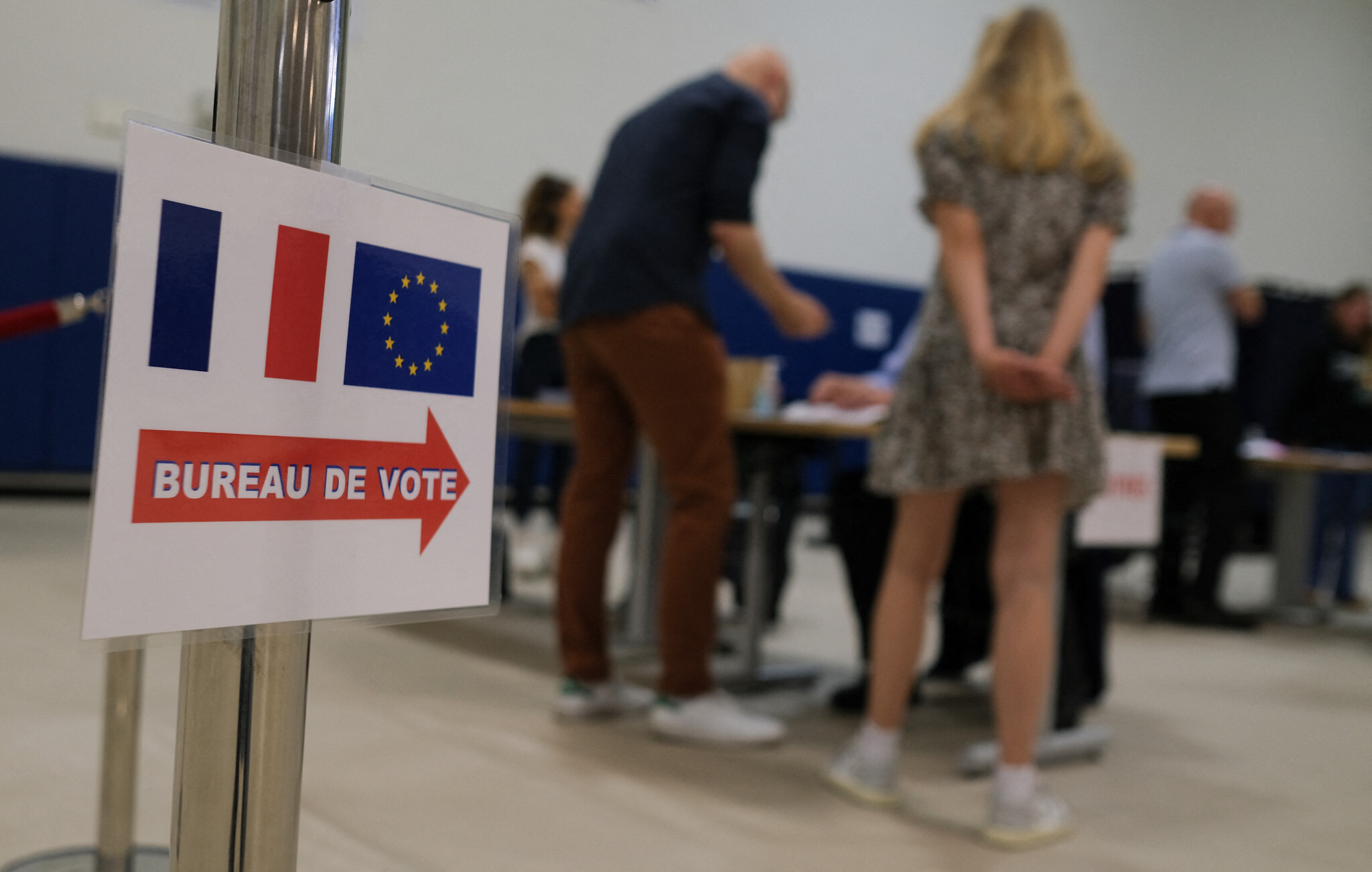 Vot cu suspans în turul doi alegerilor legislative