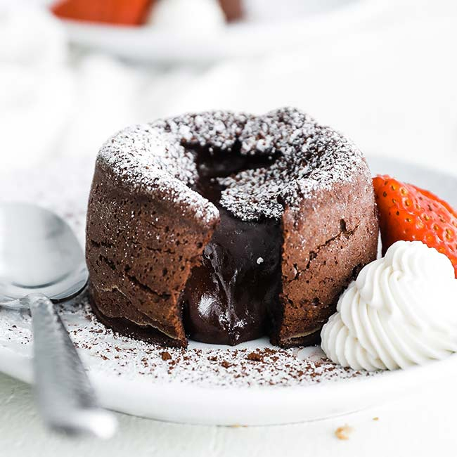 Lava cake sau vulcan de ciocolată, pentru Ziua Îndrăgostiților