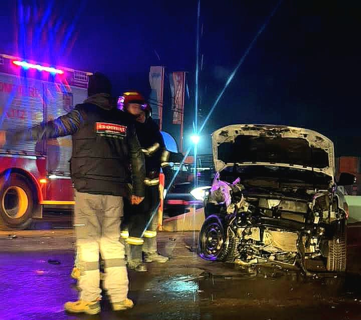 Grav accident rutier lângă Galați. Mașini spulberate într-un sens giratoriu