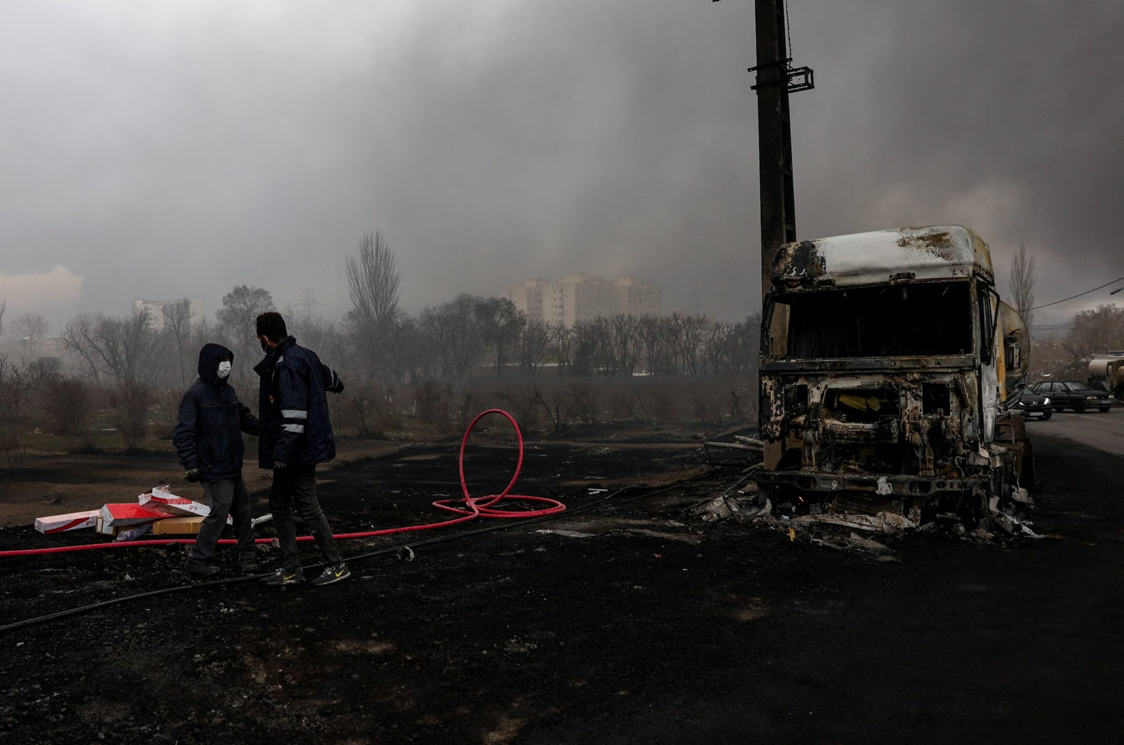 Cer negru, ploaie acidă și aer otrăvit deasupra Teheranului